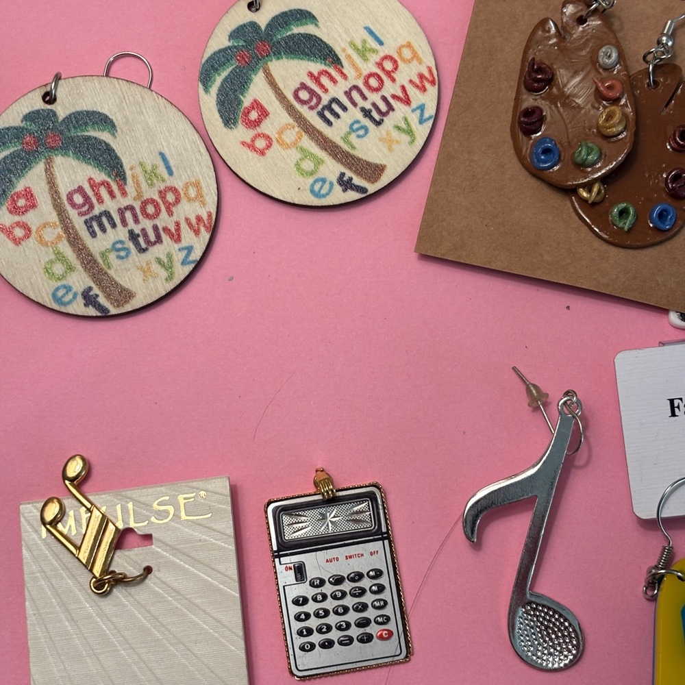 Fun Pierced Earring Lot of 15 and 2 Necklaces Statement Unique Artsy Teacher - Picture 7 of 12